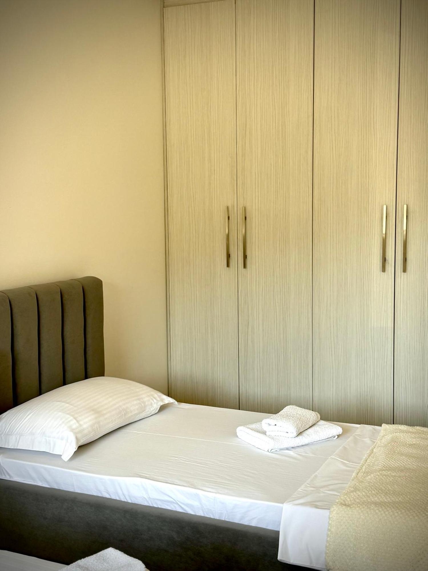 Siloria Apartments Vlorë Extérieur photo