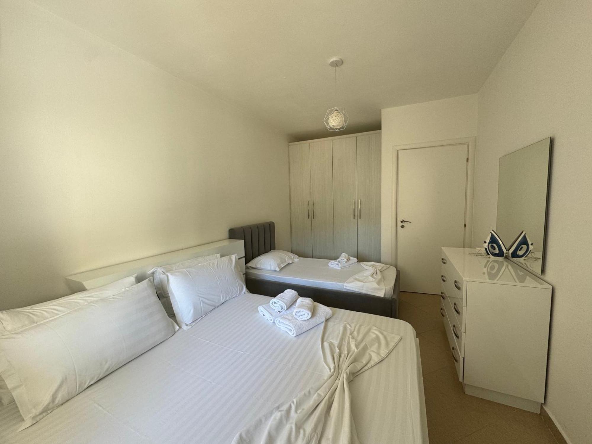 Siloria Apartments Vlorë Extérieur photo